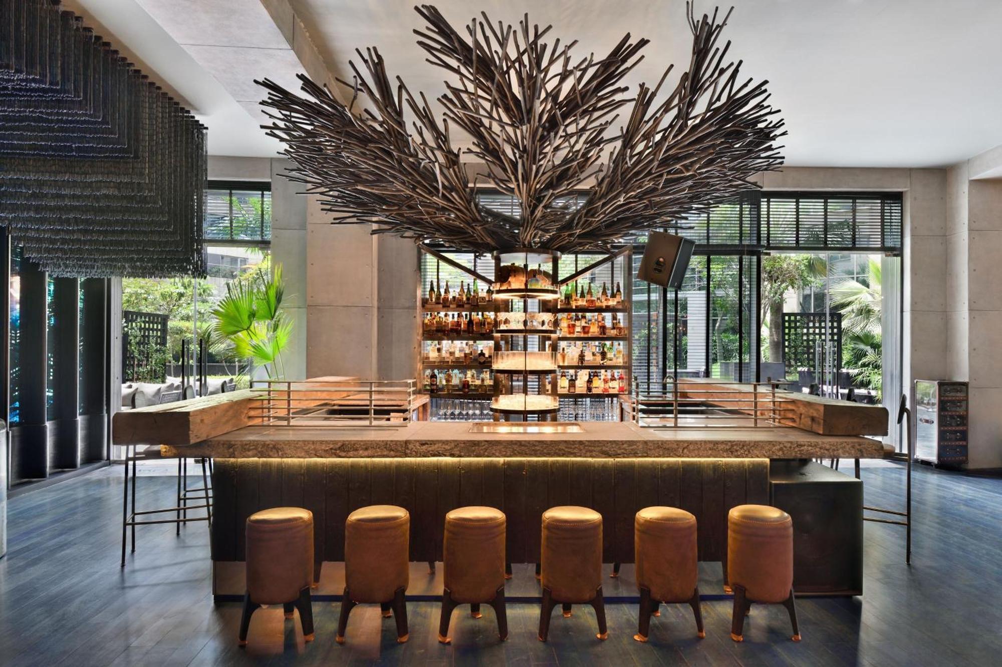 Jw Marriott Hotel New Delhi Aerocity Екстер'єр фото The bar at the hotel